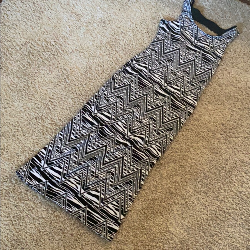 Black/White Aztec Print Midi Dress